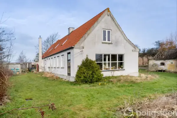 Landejendom på Vestermarksvej 27, 8305 Samsø