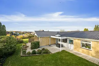 Villa på Tulipanvej 11, 9310 Vodskov