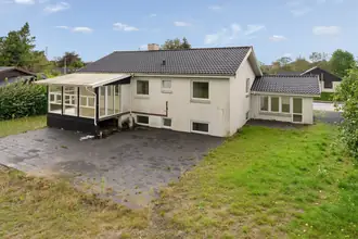 Villa på Stadion Allé 16, 7330 Brande