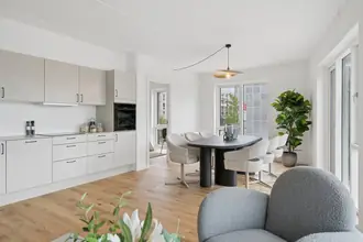 Ejerlejlighed på Gertrude Steins Vej 5, 2. th., 2300