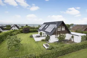 Fritidshus på Vesterbakken 17, Sandager Næs, 5610 Assens