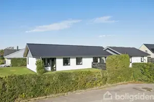 Villa på Svalerodsvej 11, 9800 Hjørring