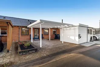 Rækkehus på Offenbachsvej 211, 7500 Holstebro