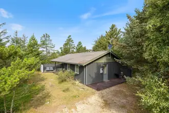Fritidshus på Kirstinevej 36, Bjerregaard, 6960 Hvide Sande