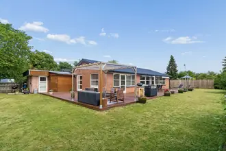 Villa på Ravnsnæsvej 43, 3460 Birkerød