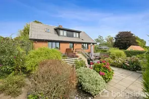 Villa på Knudshøjvej 4, 8420 Knebel