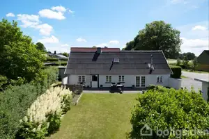 Villa på Uggeløse Bygade 88, 3540 Lynge