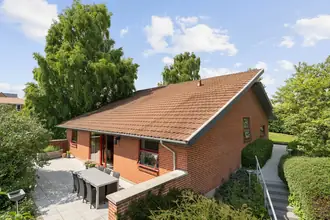 Villa på Emdrupborgvej 5, 8930 Randers NØ