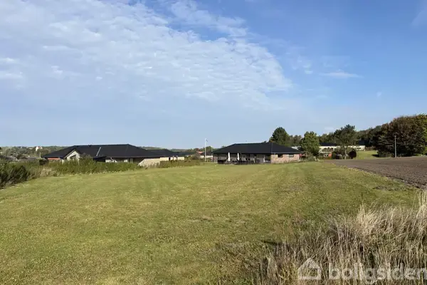 Helårsgrund på Cirkelslaget 42, 9530 Støvring