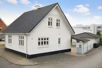 Villa på Hunsballevej 12, 7500 Holstebro