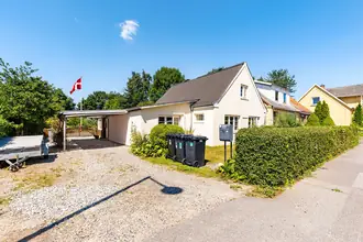 Villa på Guldborgvej 201, Guldborg, 4862 Guldborg