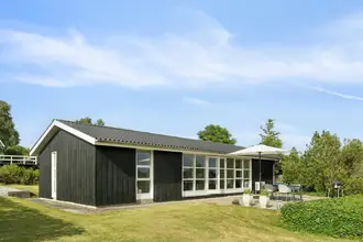 Fritidshus på Ranunkelvej 16, Følle Strand, 8410 Rønde