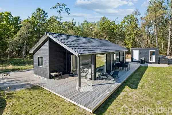 Fritidsbolig på Begtrupvig Strandvej 15A, 8420 Knebel