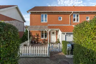 Villa på Nøddelunden 162, Lille Smørum, 2765 Smørum