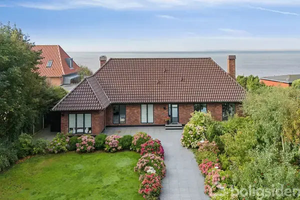 Villa på Hjerting Strandvej 107, 6710 Esbjerg V