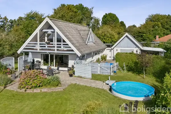 Villa på Ravnevej 6A, 4160 Herlufmagle
