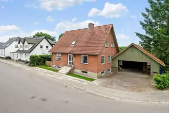 Villa på Præstevænget 8, 7250 Hejnsvig
