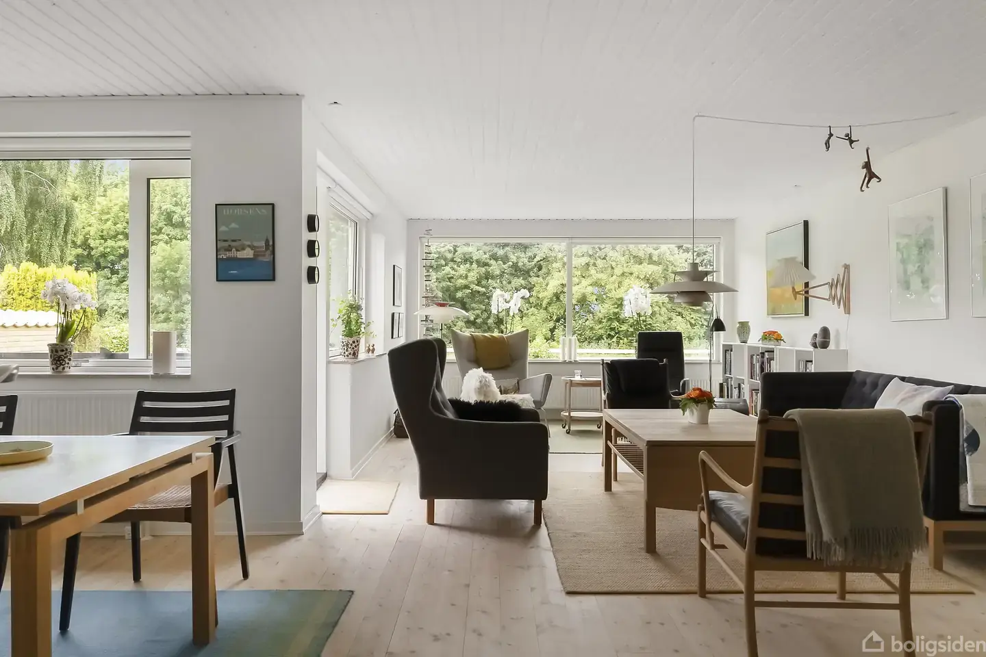 Fuldmuret enderækkehus i Højvangskvarteret - Visning 3