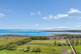 Landejendom på Nordmarksvej 2, Byrum, 9940 Læsø