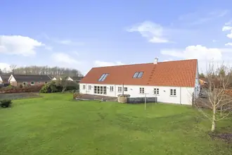 Villa på Østeralle 64, 9300 Sæby