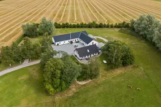 Villa på Solholtvej 13, Brønden, 9352 Dybvad