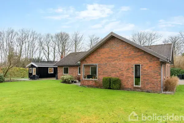 Villa på Raunsbjergvej 27, 6973 Ørnhøj