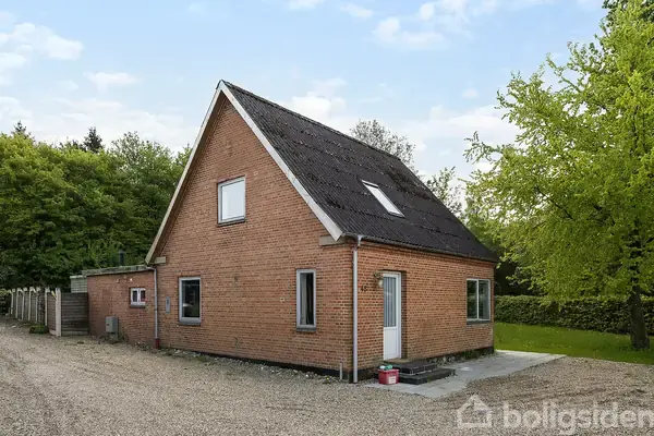 Villa på Diagonalvejen 45, 7323 Give