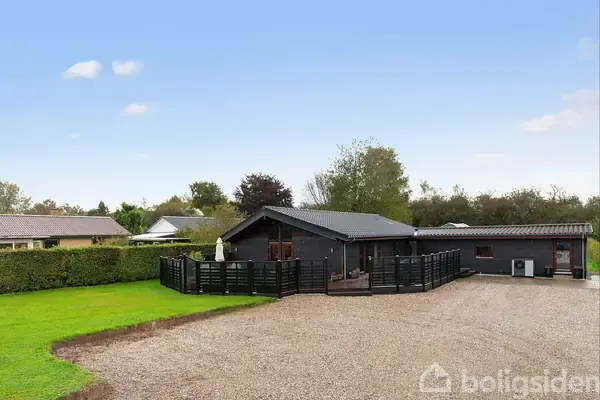 Villa på Bakkegårdsvej 16, 4173 Fjenneslev
