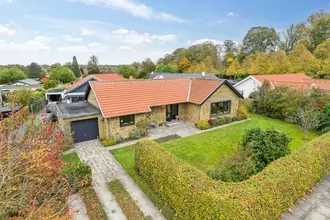 Villa på Lærkedals Allé 1, Dalum, 5250 Odense SV