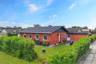 Villa på Idrætsvej 22, Biersted, 9440 Aabybro
