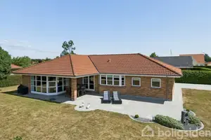 Villa på Pandebjergvej 54, 4800 Nykøbing F