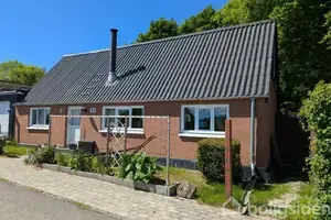 Villa på Lykkevej 1B, 8860 Ulstrup