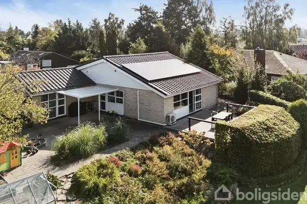 Villa på Kløvervej 10, 3500 Værløse
