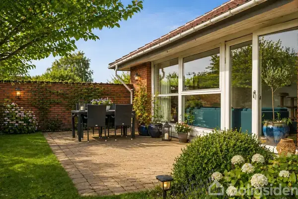 Villa på Hassellunden 73, 6705 Esbjerg Ø