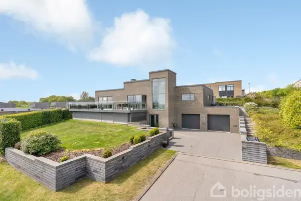 Villa på Lauritshøj 25, 8541 Skødstrup