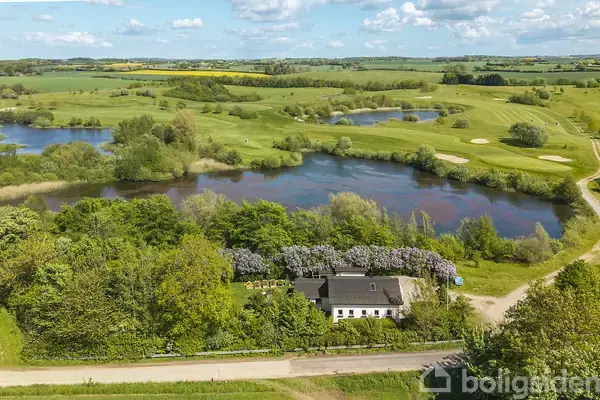 Villa på Skovvangsvej 54, 5610 Assens