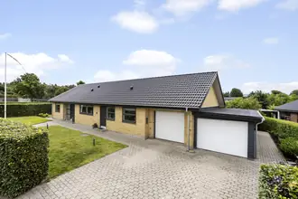 Villa på Kærnebidervej 1, 9800 Hjørring