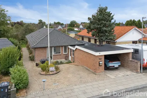 Villa på Åvej 15, 7451 Sunds