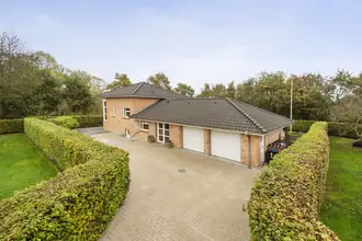Villa på Sletten 83, 6800 Varde
