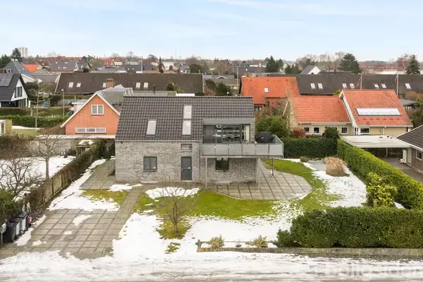 Villa på Holmegårdsvej 9, 2665 Vallensbæk Strand