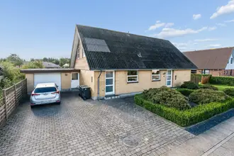 Villa på Tornsangervej 19, 9800 Hjørring