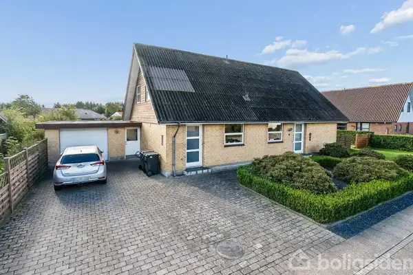 Villa på Tornsangervej 19, 9800 Hjørring