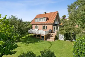 Villa på Strandvejen 8, 7120 Vejle Øst
