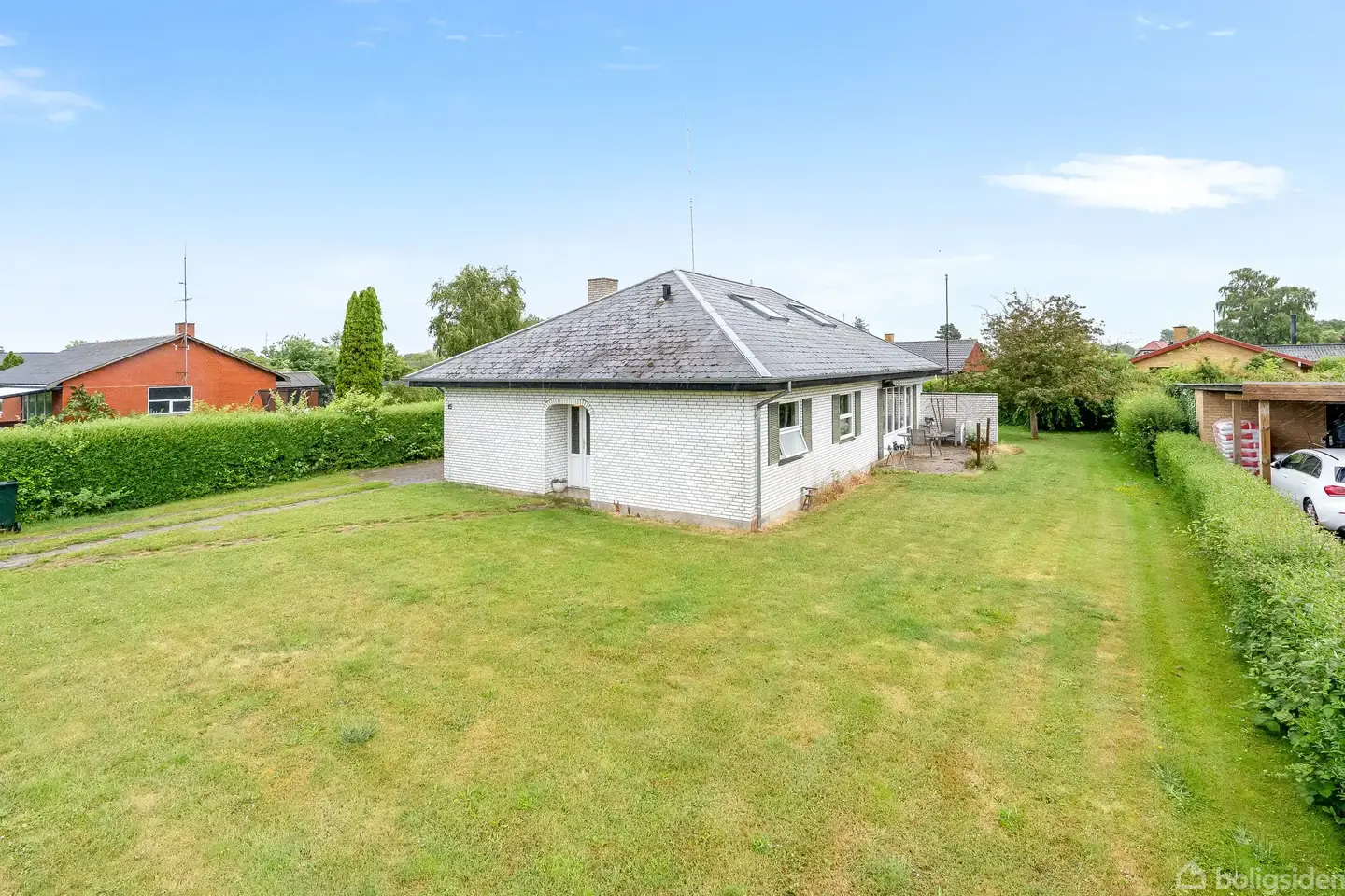 Rummelig Jan Larsen villa med sauna, pejs og kort afstand til Nakskov Fjord