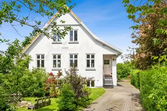 Villa på Niels Bohrs Vej 32, 8260 Viby J