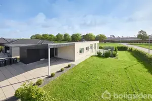 Villa på Sydmarken 2, 8471 Sabro