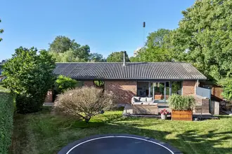 Villa på Grenåvej 742B, 8541 Skødstrup