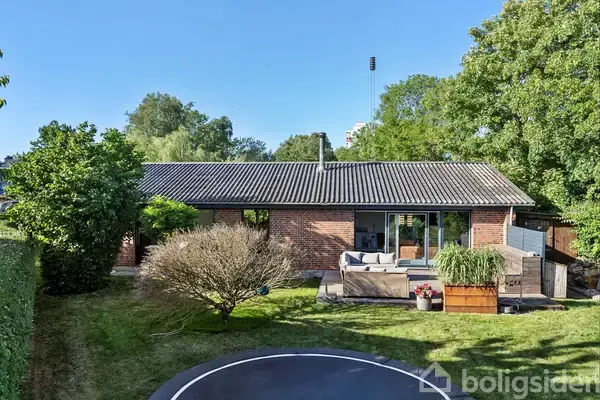 Villa på Grenåvej 742B, 8541 Skødstrup