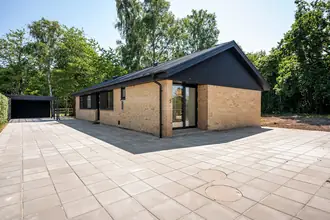 Villa på Byvej 5, 8330 Beder