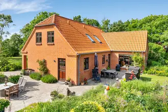Villa på Holmsgaardsvej 15, 9490 Pandrup